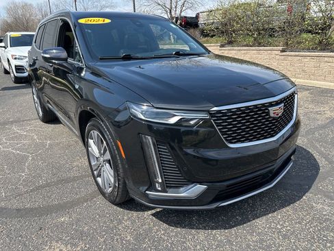 Used 2024 Cadillac XT6 Premium Luxury AWD/4WD image 18