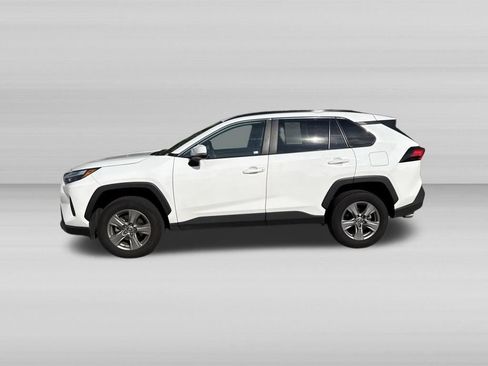 Used 2024 Toyota RAV4 XLE AWD/4WD image 10