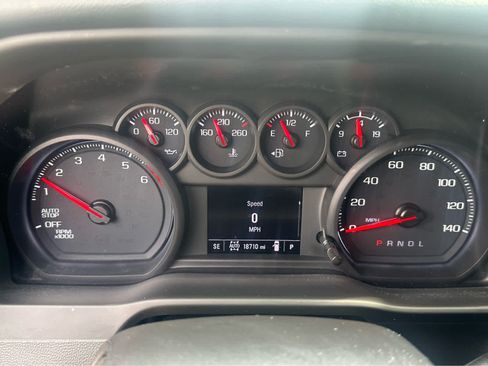 Used 2022 Chevrolet Silverado 1500 Custom AWD/4WD image 13