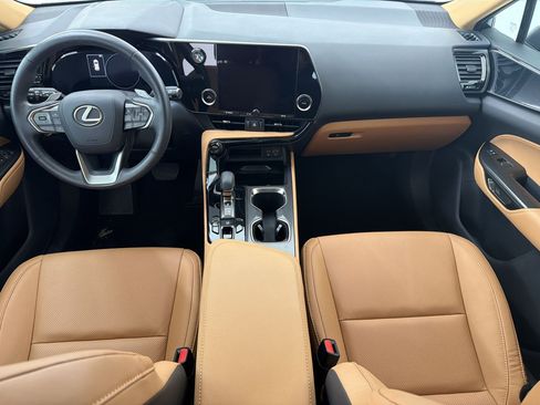 Used 2025 Lexus NX 350h AWD w/ Accessory Package (2T) image 13