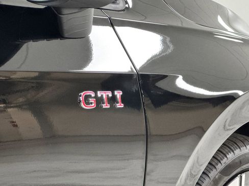 New 2026 Volkswagen Golf SE FWD image 26