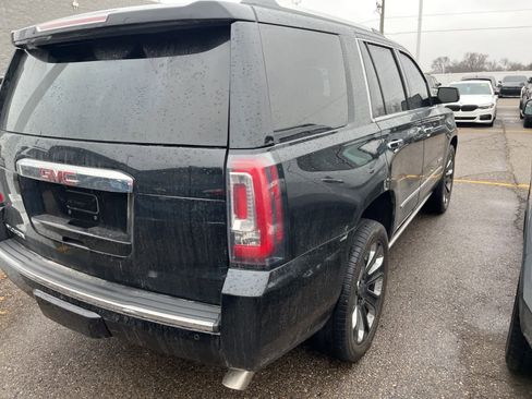 Used 2020 GMC Yukon Denali w/ Denali Ultimate Package image 12