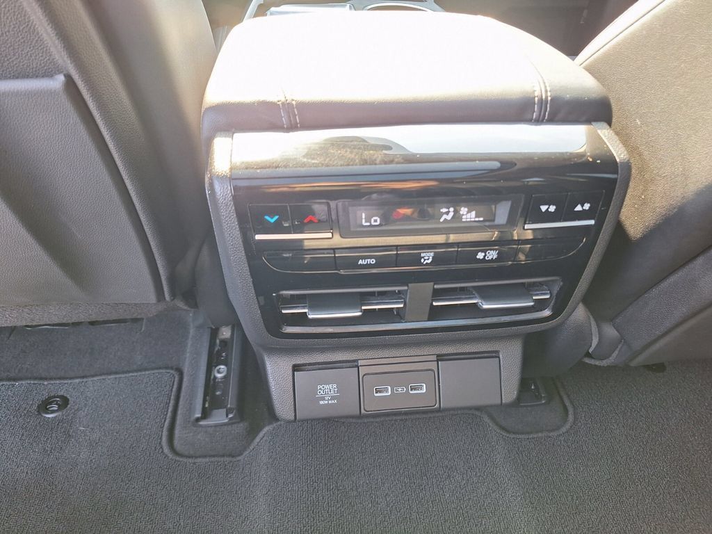 Certified 2024 Acura MDX w/ Technology Package FWD image 13