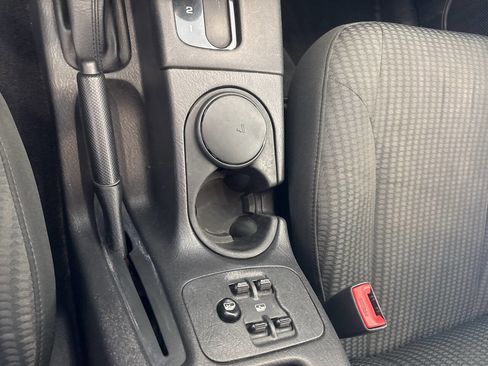 Used 2004 Jeep Liberty Sport w/ PWR Convenience Group AWD/4WD image 25