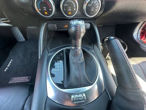 Used 2016 MAZDA MX-5 Miata Grand Touring RWD image 30