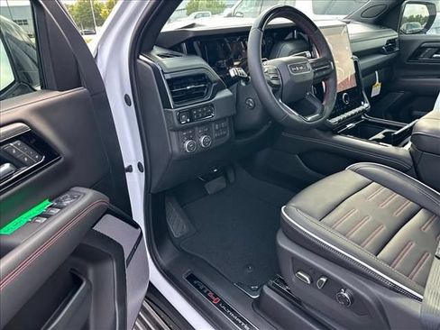 New 2026 GMC Yukon XL AT4 Ultimate AWD/4WD image 20