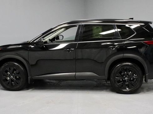Certified 2023 Nissan Rogue SV w/ SV Premium B Package AWD/4WD image 7