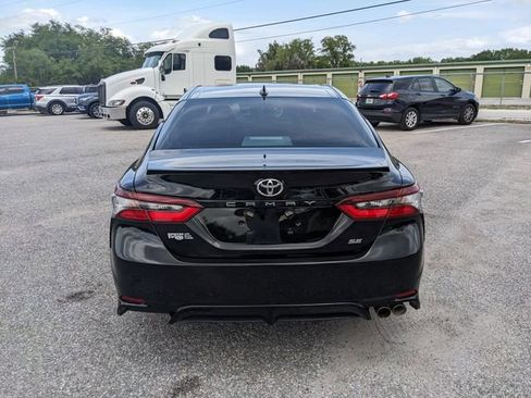 Used 2024 Toyota Camry SE image 5