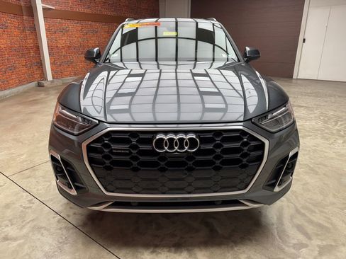 Used 2023 Audi Q5 2.0T Premium Plus w/ Premium Plus Package AWD/4WD image 7