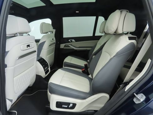 Used 2026 BMW X7 xDrive40i w/ Executive Package AWD/4WD image 23