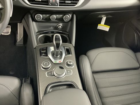 Used 2024 Alfa Romeo Stelvio Quadrifoglio w/ Active Assist Plus Package image 22