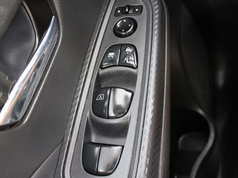 Used 2023 Nissan Versa SV w/ Trunk Package FWD image 21