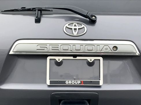 Used 2018 Toyota Sequoia Platinum w/ Preferred Accessory Package image 31