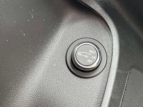 New 2026 Buick Envista Sport Touring w/ Convenience I Package FWD image 30
