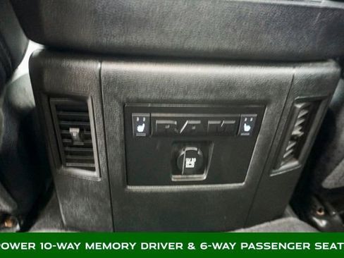 Used 2018 RAM 1500 Laramie image 9