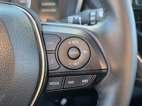 Used 2022 Toyota Corolla SE image 23