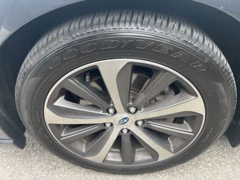 Used 2018 Subaru Legacy 3.6R Limited AWD/4WD image 8