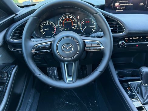 New 2026 MAZDA MAZDA3 Hatchback w/Premium Plus Pkg AWD/4WD image 16