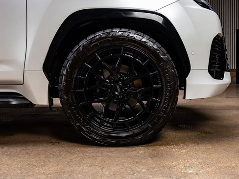 Used 2025 Lexus LX 700h Overtrail w/ Accessory Package (Z1) image 11