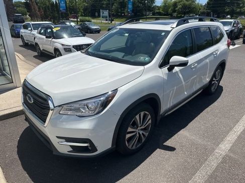 Used 2019 Subaru Ascent Limited w/ Popular Package #2 AWD/4WD image 3