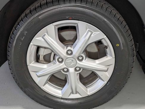 Certified 2023 Honda HR-V LX image 3