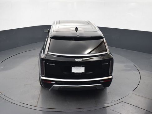 New 2026 Cadillac Vistiq Premium Luxury w/ LPO, Floor Liner Package image 48