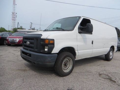 Used 2014 Ford E-150 and Econoline 150 RWD image 1