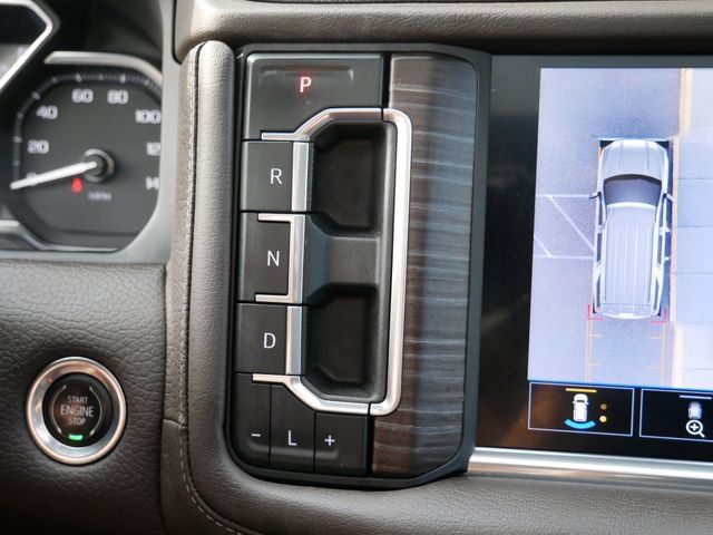 Used 2021 GMC Yukon Denali AWD/4WD image 16
