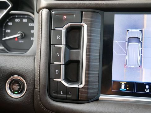 Used 2021 GMC Yukon Denali AWD/4WD image 16