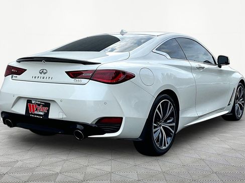 Used 2022 INFINITI Q60 3.0t Luxe w/ Essential Package image 6