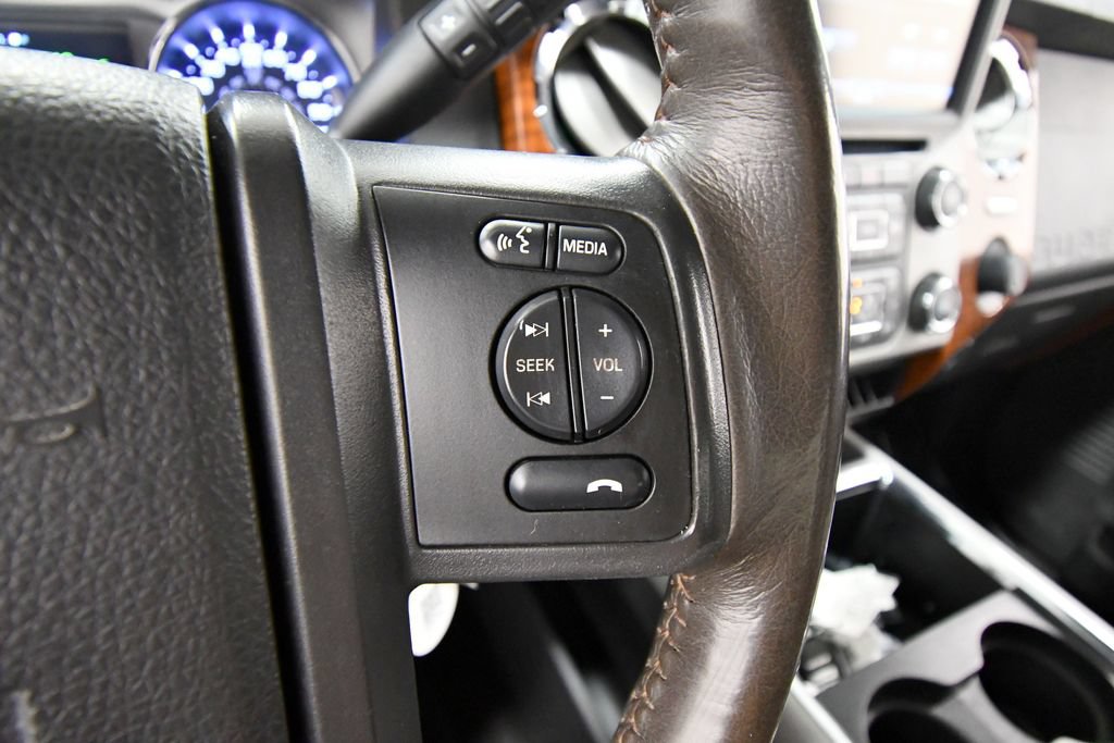 Used 2016 Ford F350 4x4 Crew Cab Super Duty image 22