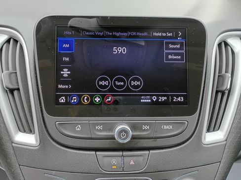 Used 2023 Chevrolet Malibu LT FWD image 30