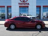 Used 2020 Toyota Camry LE image 6