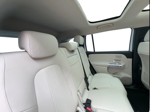 Used 2023 Mercedes-Benz EQB 350 4MATIC SUV w/ Pinnacle Package image 27