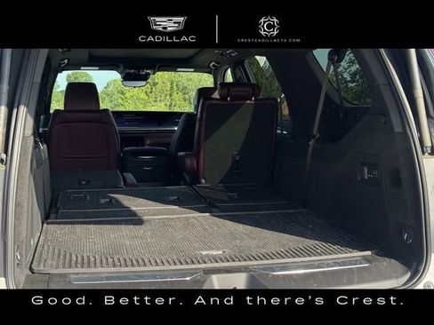 Used 2025 Cadillac Escalade ESV Premium Luxury w/ Touring Package AWD/4WD image 31