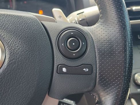 Used 2016 Lexus IS 200t RWD image 31