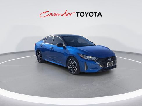 Used 2024 Nissan Sentra SR image 2