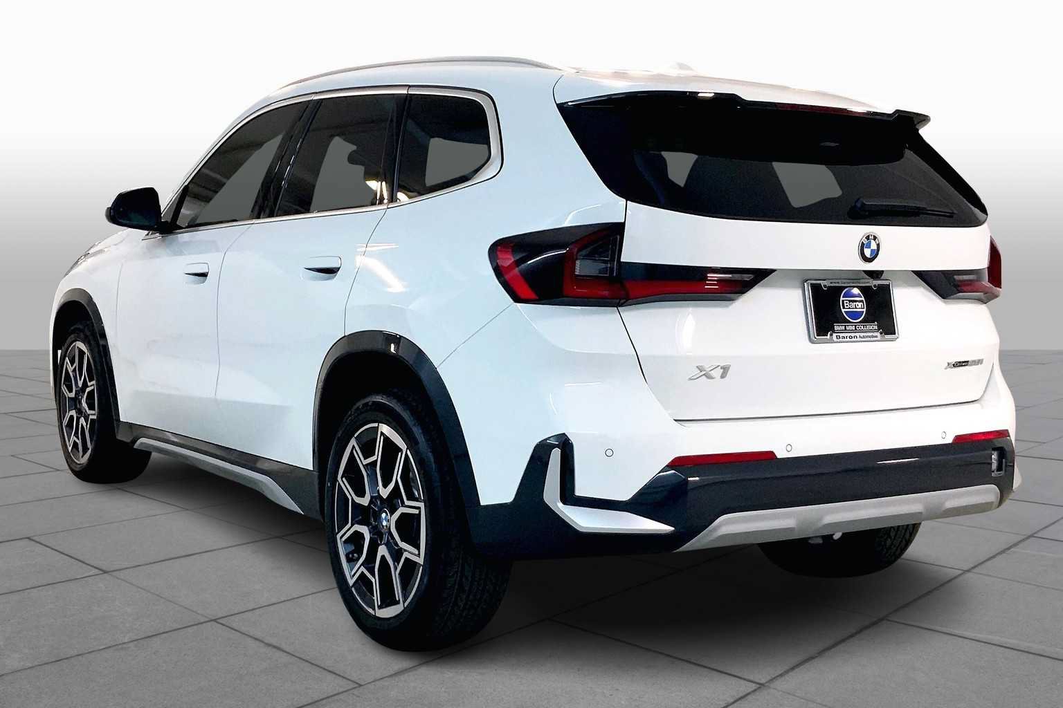 Used 2026 BMW X1 xDrive28i w/ Convenience Package AWD/4WD image 12