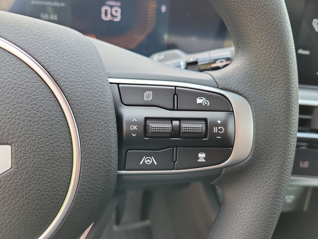 New 2026 Kia K5 LXS FWD image 22