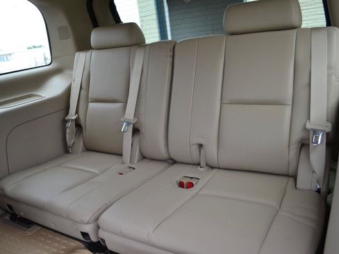 Used 2014 Cadillac Escalade Premium AWD/4WD image 53