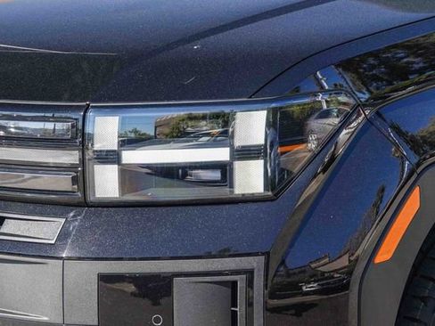 Certified 2025 Hyundai Santa Fe XRT image 9