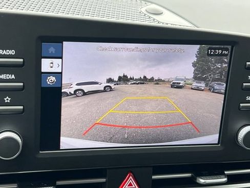 New 2026 Hyundai Elantra SE FWD image 17