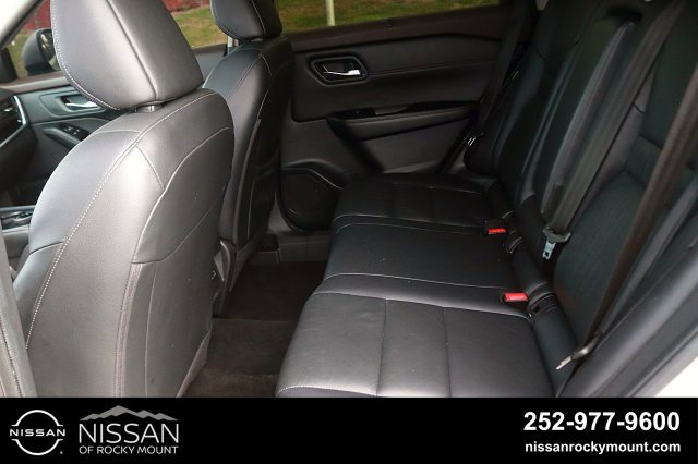 Used 2023 Nissan Rogue SL w/ SL Premium Package AWD/4WD image 13