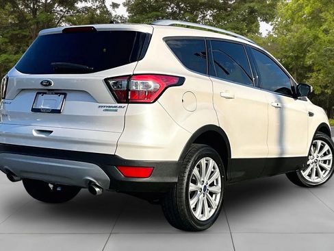 Used 2017 Ford Escape Titanium FWD image 2