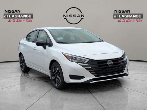 New 2025 Nissan Versa SR w/ Trunk Package image 3