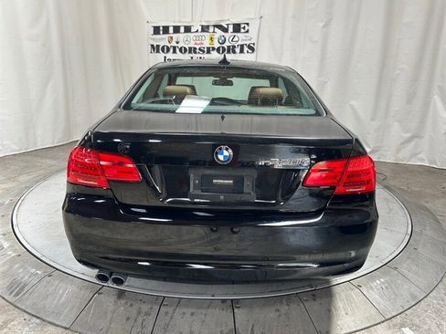 Used 2011 BMW 328i xDrive Coupe w/ Premium Pkg image 9