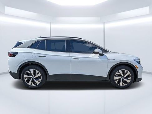 Used 2025 Volkswagen ID.4 Pro RWD image 2