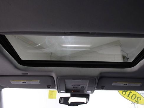 Used 2018 GMC Sierra 1500 Denali w/ Denali Ultimate Package image 2