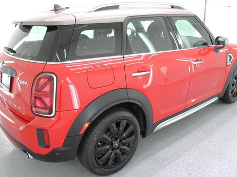 Used 2024 MINI Cooper Countryman S w/ Signature Upholstery Package FWD image 10