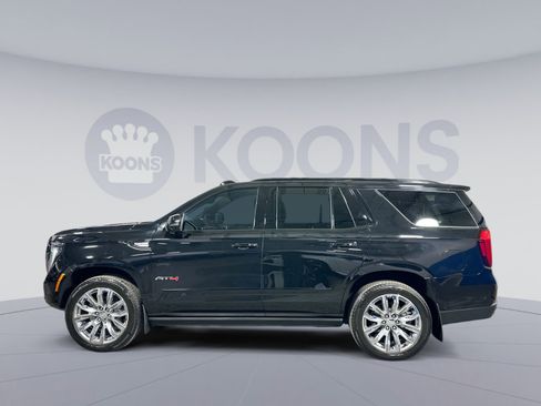 Used 2025 GMC Yukon AT4 Ultimate w/ LPO, Illumination Package image 2